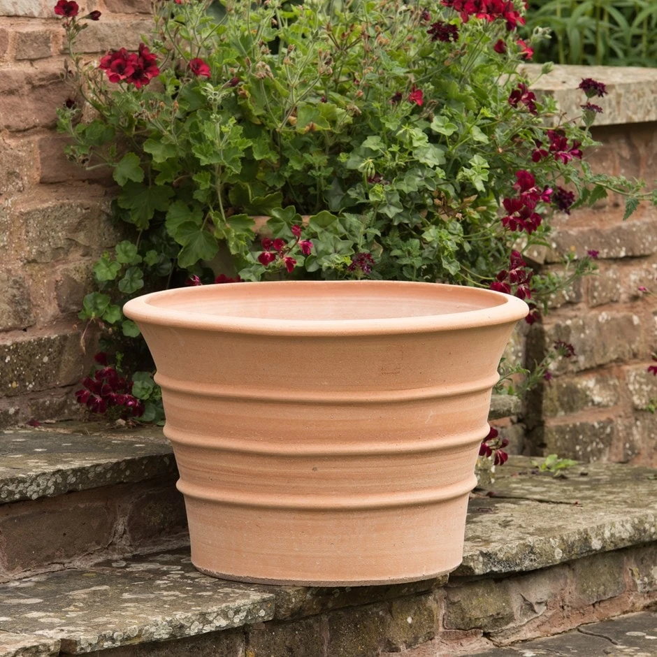 Monachou Fardipati Terracotta Pot 3 Monachou Fardipati Terracotta Pot