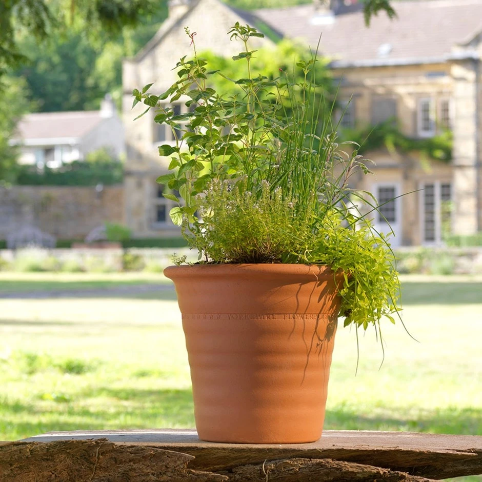 Terracotta Ribbed Flowerpot Large 3 Terracotta Ribbed Flowerpot Large