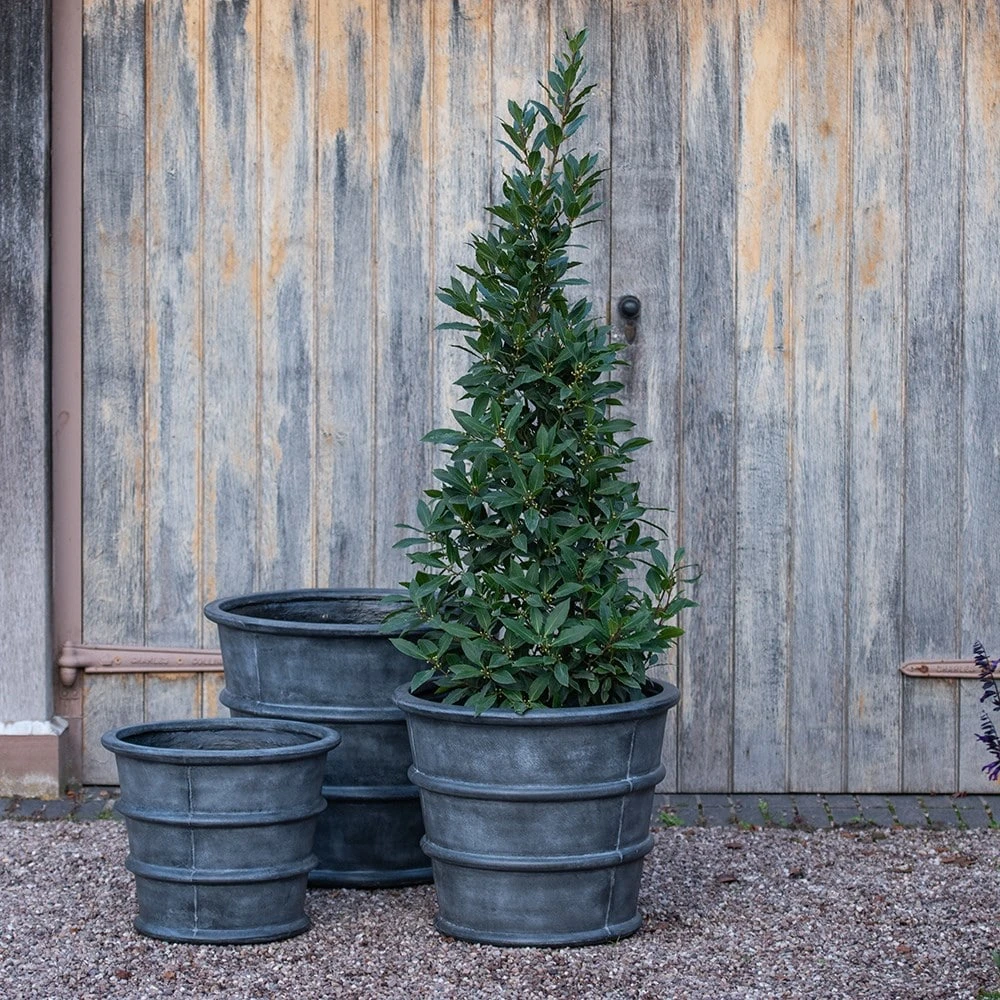 Greystoke Ribbed Planter - Aged Zinc 8 Greystoke Ribbed Planter - Aged Zinc - Image 6