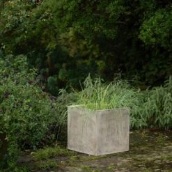 Square Terrace Planter - Weathered Cream -Herbalife Shop pr2000048723 card6 lg